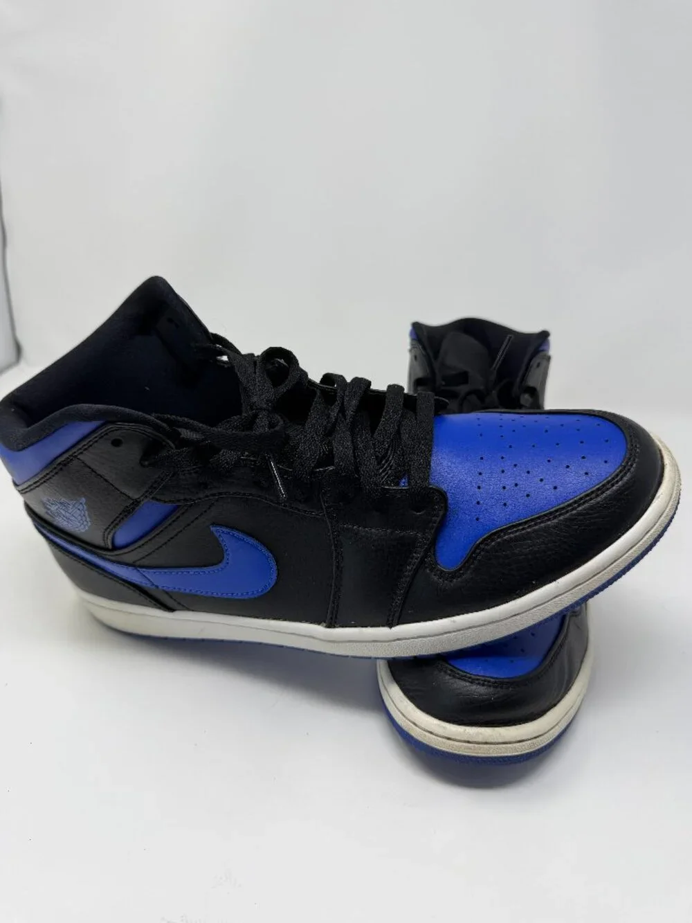 Nike Air Jordan 1 Mid Black Hyper Royal Size 13 (554724-058)